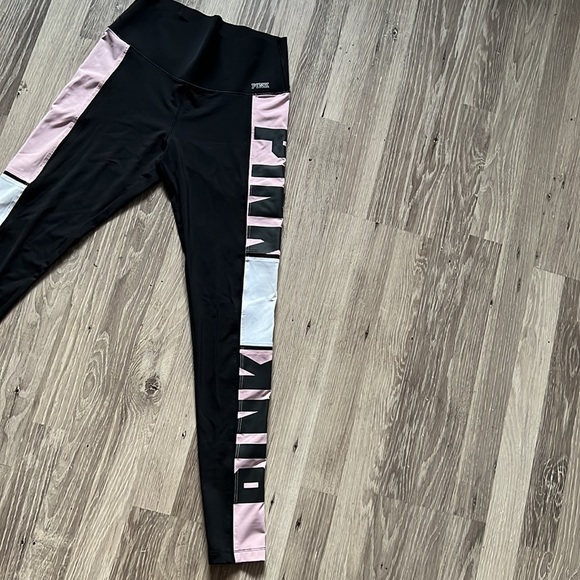 PINK work out leggings - Picture 2 of 4